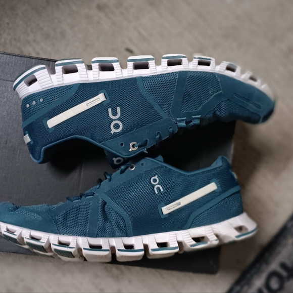 On Cloud Men's Running Shoes Teal Green 10½ - Picture 2 of 8